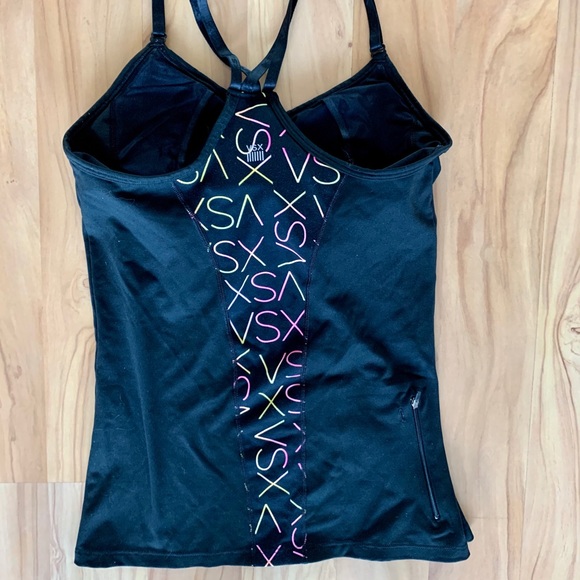 Victoria’s Secret Sport Tank Top - Picture 2 of 2